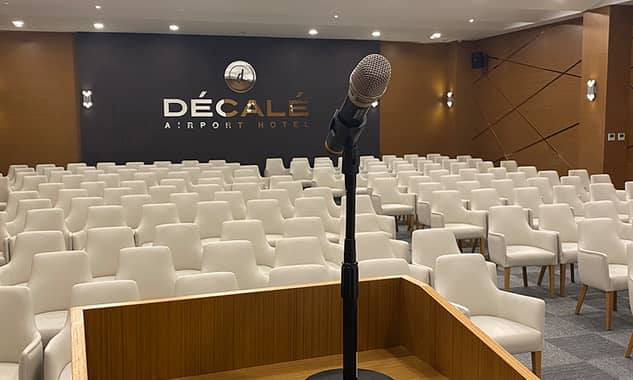 Decale Airport Hotel